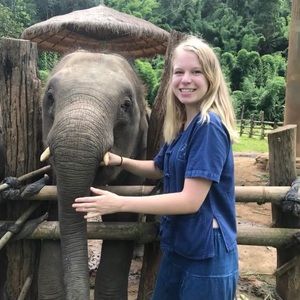 Meet your Posher, Amanda